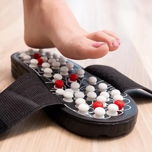 ACUPRESSURE FOOT RELAXER MASSAGER SLIPPER Everrd