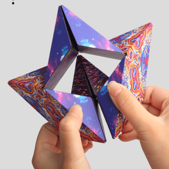 Magic Shapeshifting Cube Everrd