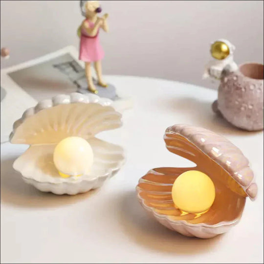 Clam Shell With Pearl Light Bedroom Lamp - EVERRD USA