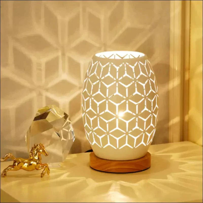 Geometric Lined Projection Table Lamp - EVERRD USA